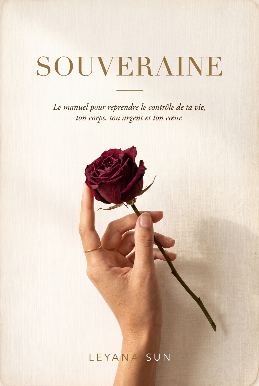 Souveraine — Leyana Sun